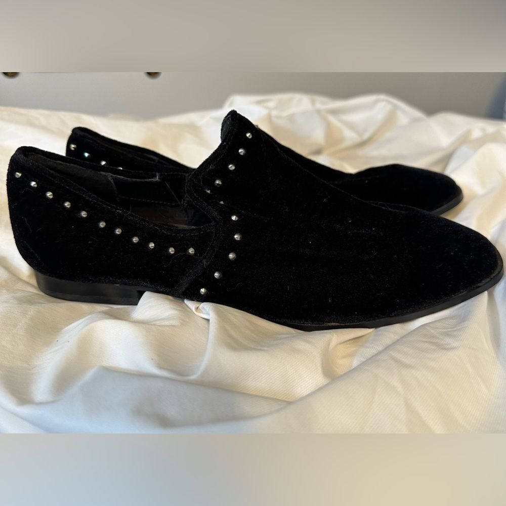 Black Velvet Studded Slip On Shoe by Steve Madden / Women's 8.5M